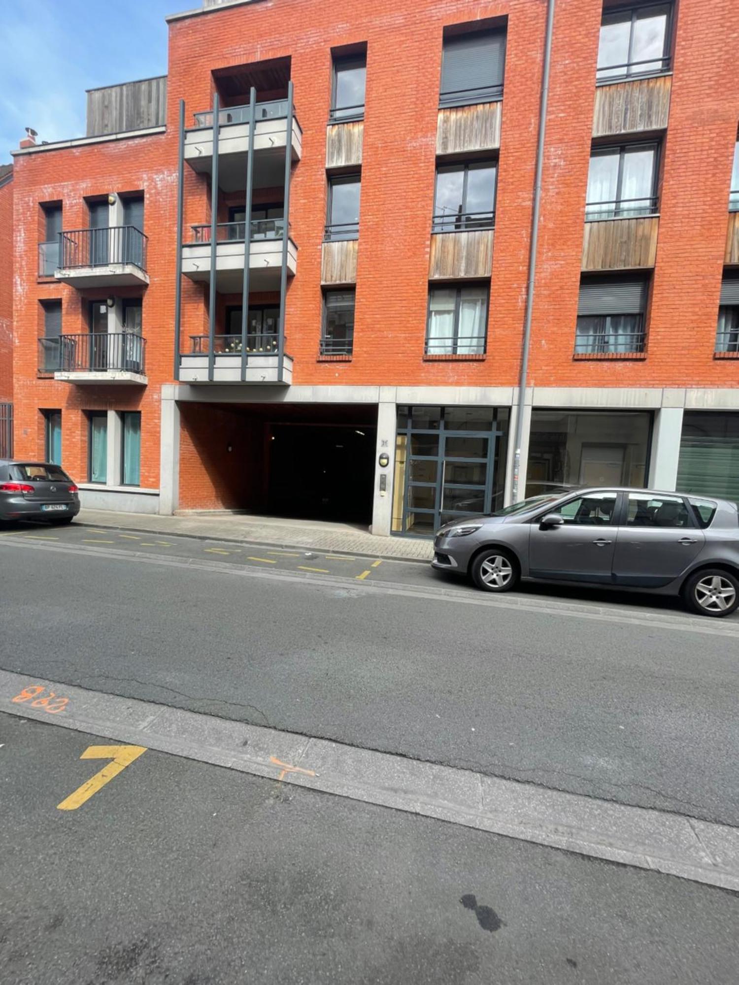 Apartament Chez Armando - Lille Centre Avec Option Parking Zewnętrze zdjęcie