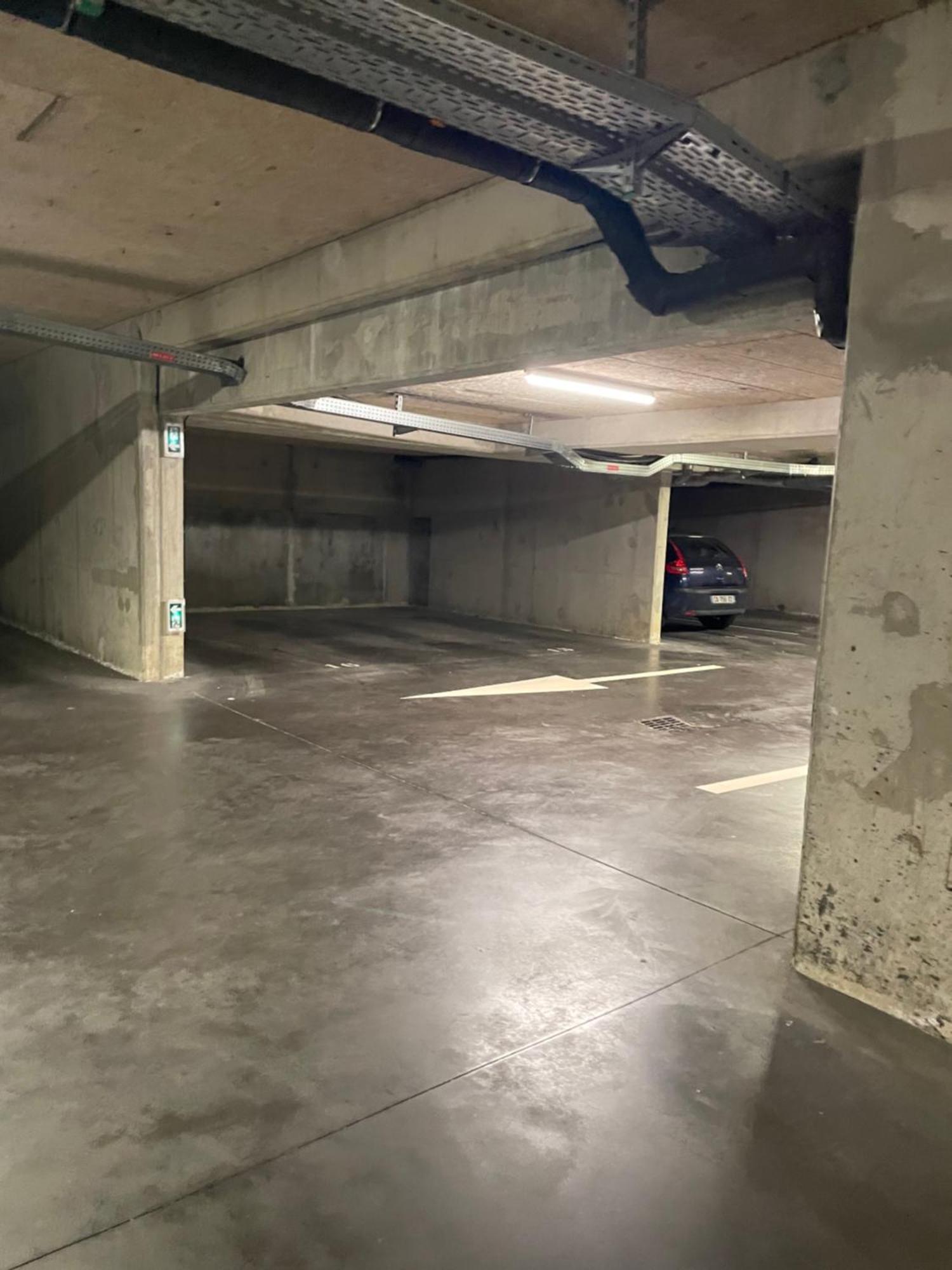 Apartament Chez Armando - Lille Centre Avec Option Parking Zewnętrze zdjęcie